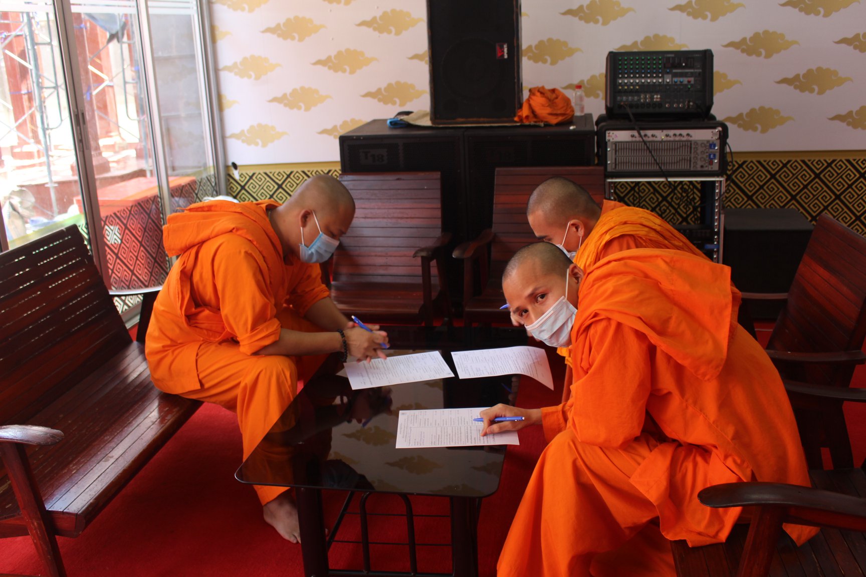 ภาพกิจกรรม โรงพยาบาลสงฆ์ร่วมดูแลสุขภาพสามเณรนักเรียน