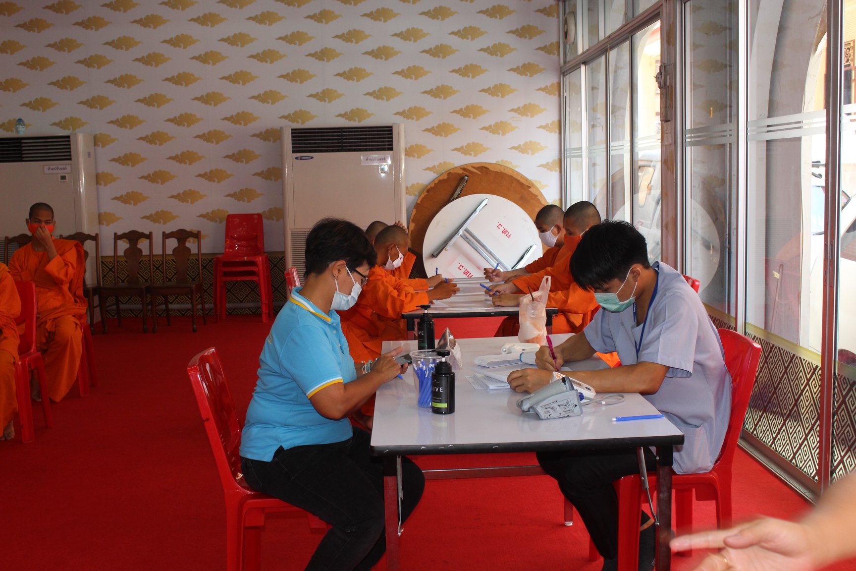 ภาพกิจกรรม โรงพยาบาลสงฆ์ร่วมดูแลสุขภาพสามเณรนักเรียน